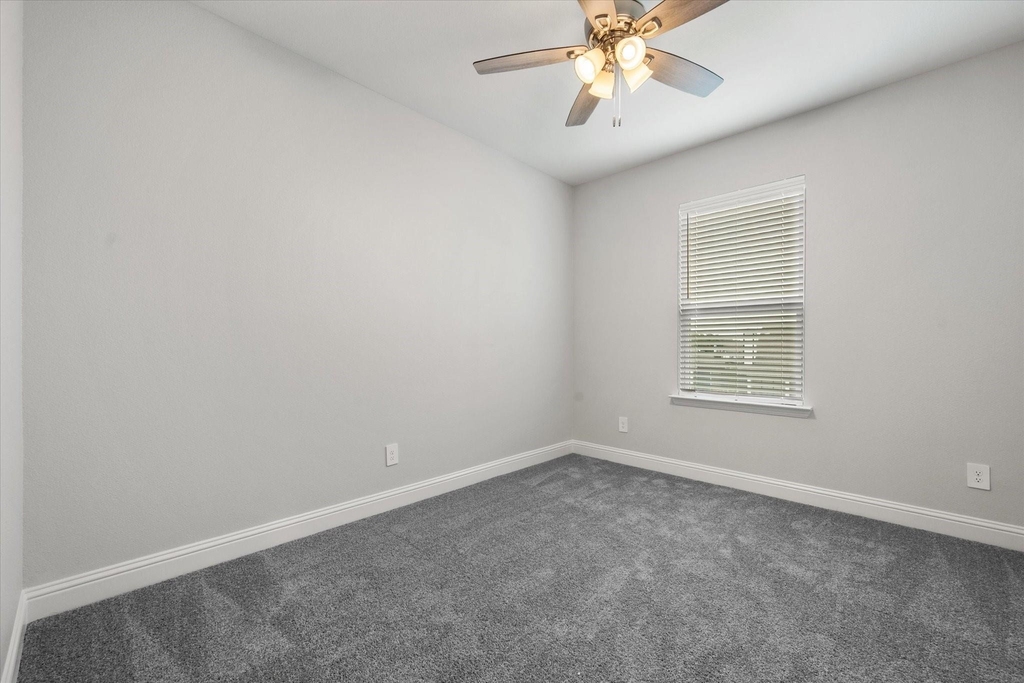 2362 Spring Park Boulevard - Photo 26