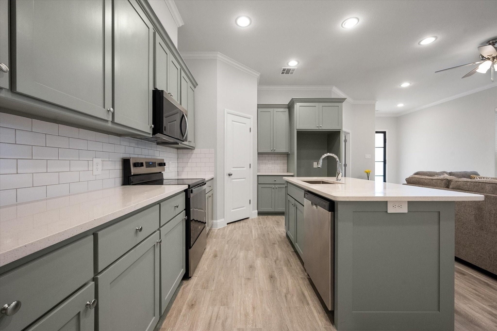 2362 Spring Park Boulevard - Photo 14