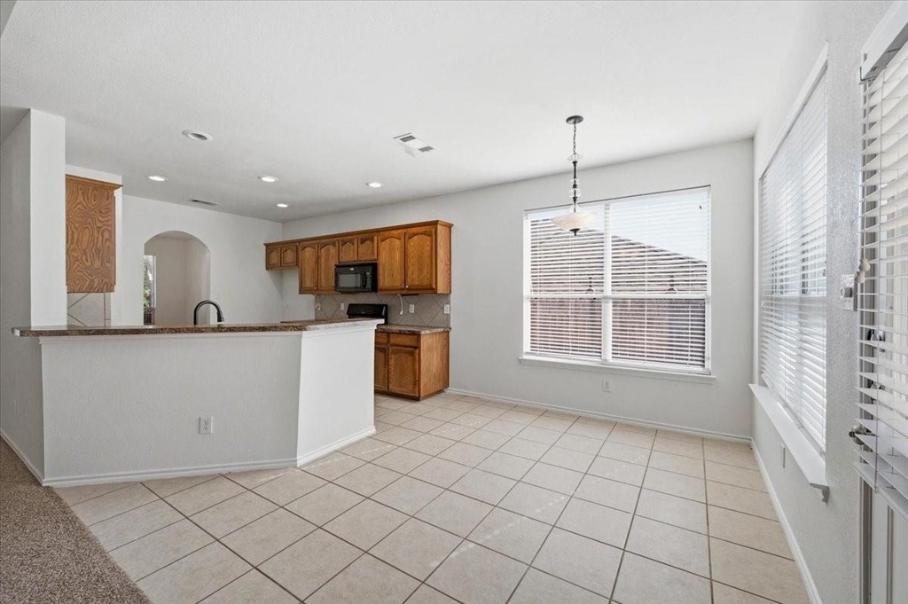 7304 Summit Parc Drive - Photo 11