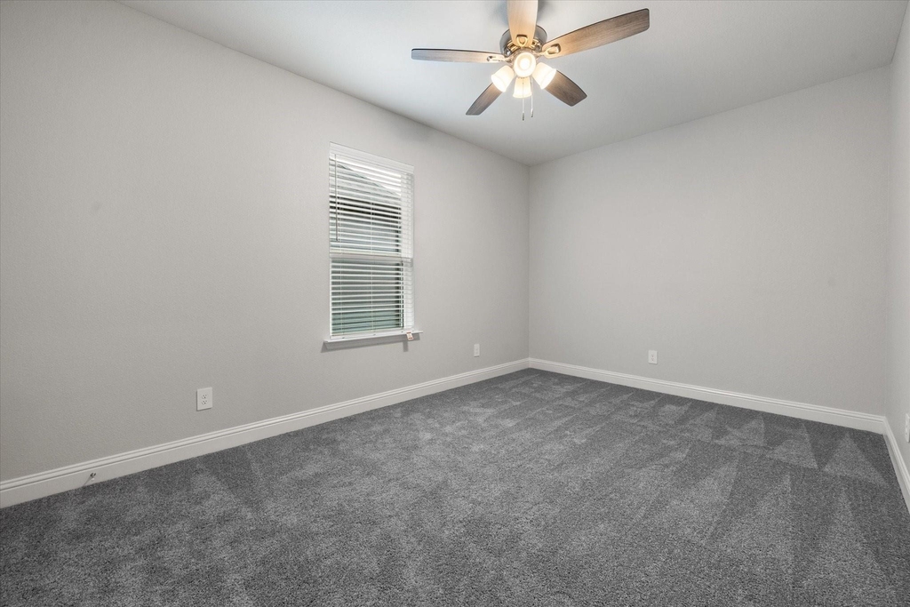 2356 Spring Park Boulevard - Photo 28