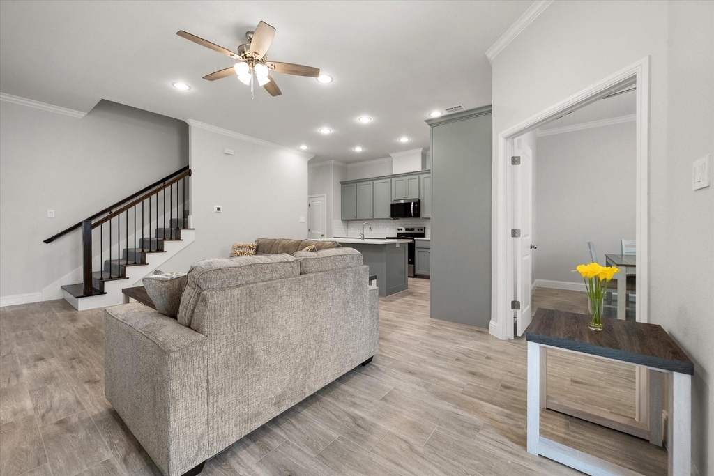 2356 Spring Park Boulevard - Photo 10
