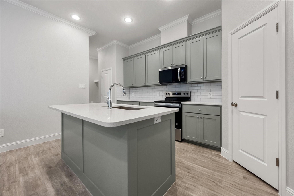 2356 Spring Park Boulevard - Photo 16