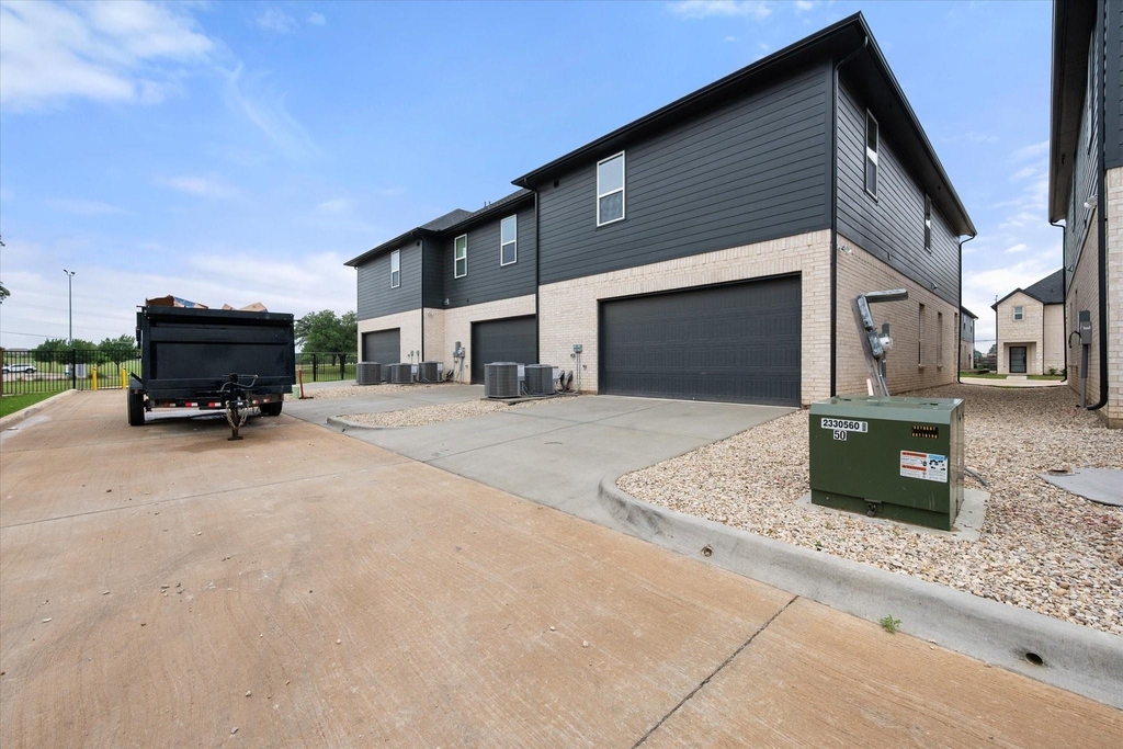 2356 Spring Park Boulevard - Photo 29