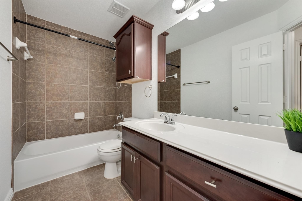305 Blythe Bridge Drive - Photo 15