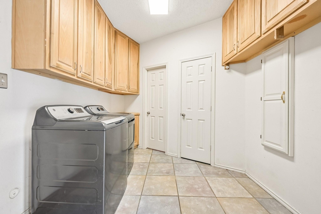 1380 Meandro Ria Lane - Photo 20