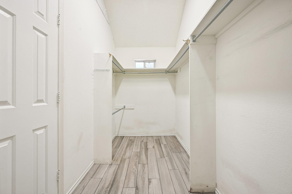 1380 Meandro Ria Lane - Photo 21