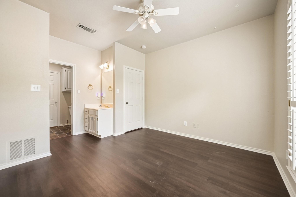 1380 Meandro Ria Lane - Photo 29
