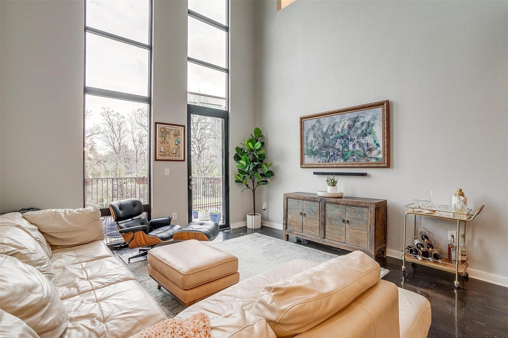 2608 Museum Way - Photo 16