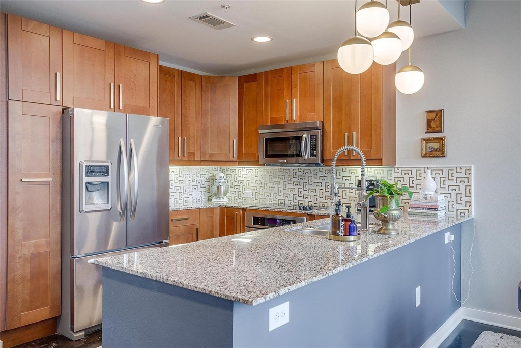 2608 Museum Way - Photo 5