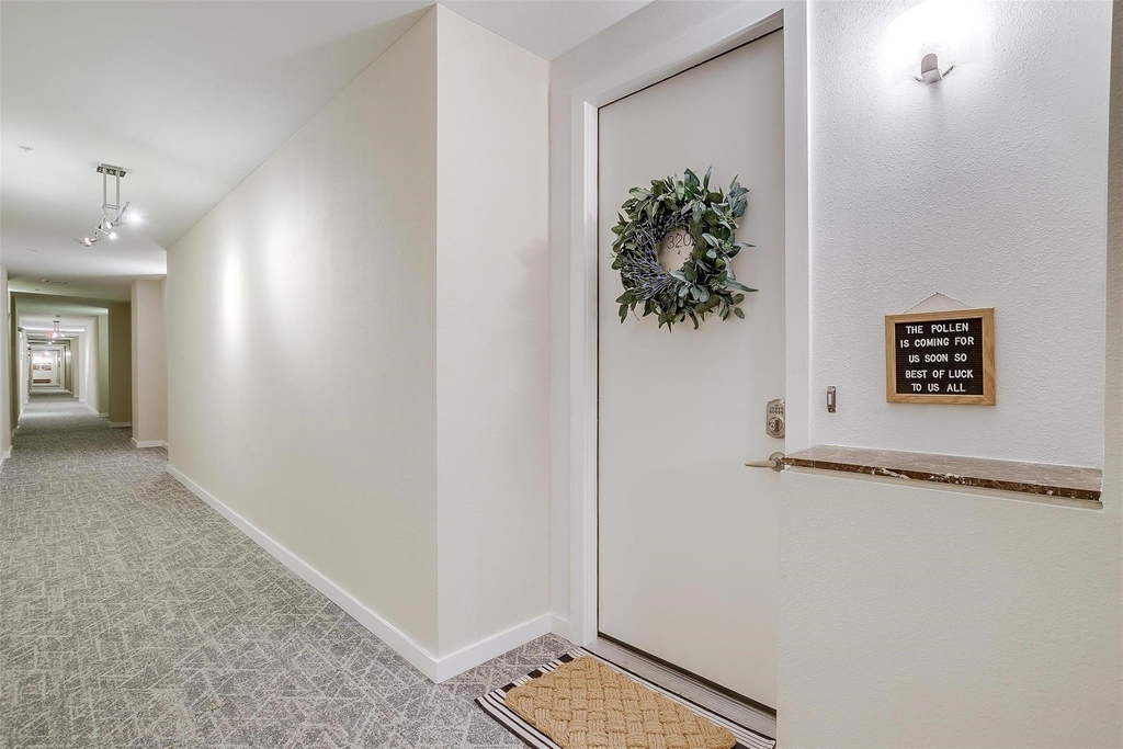 2608 Museum Way - Photo 1