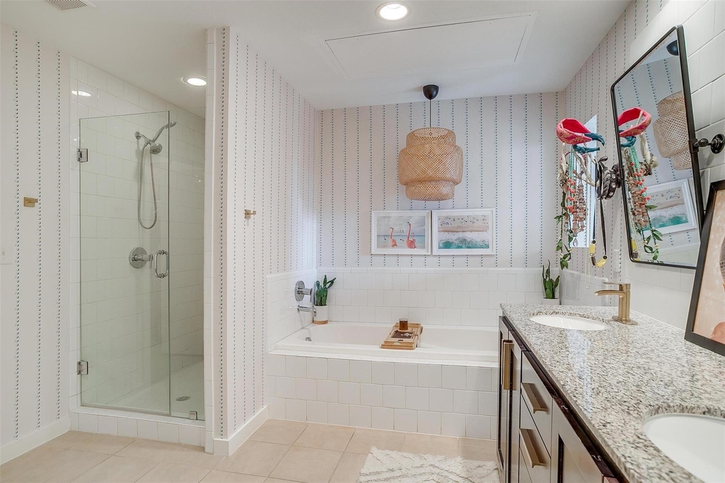 2608 Museum Way - Photo 27