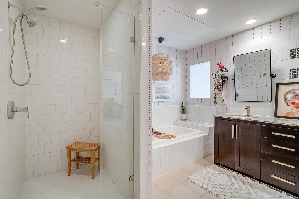 2608 Museum Way - Photo 29
