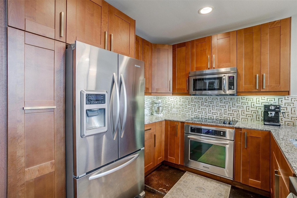 2608 Museum Way - Photo 8
