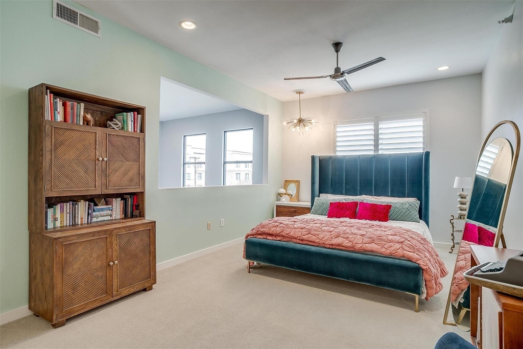 2608 Museum Way - Photo 21