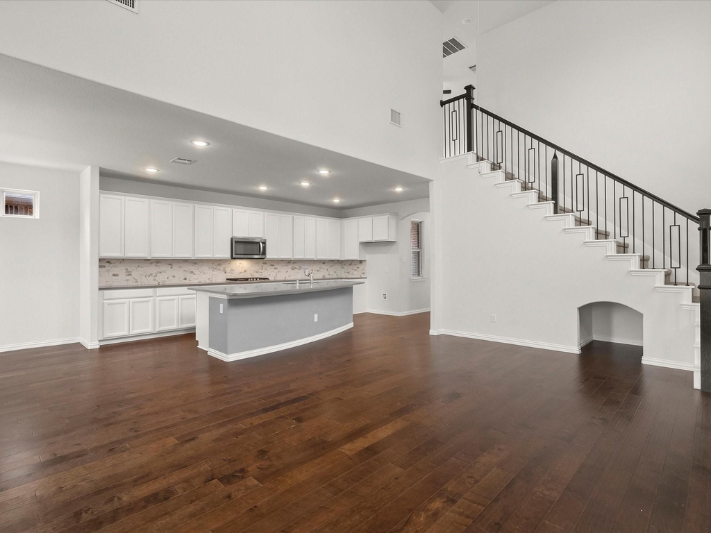 2036 Barx Drive - Photo 3