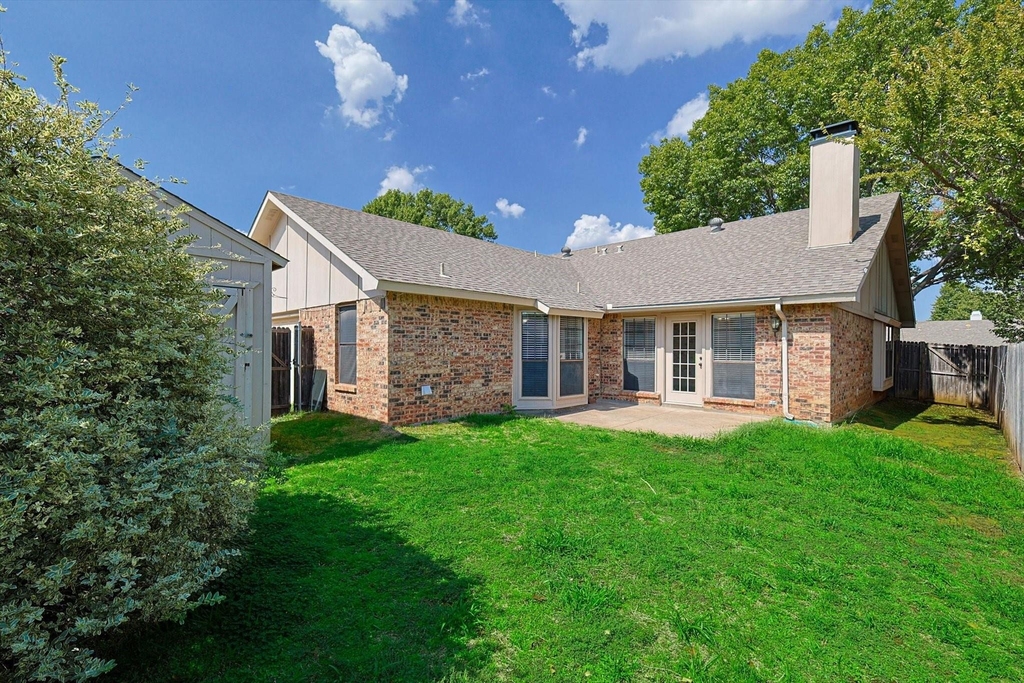 2825 Windsor Drive - Photo 30