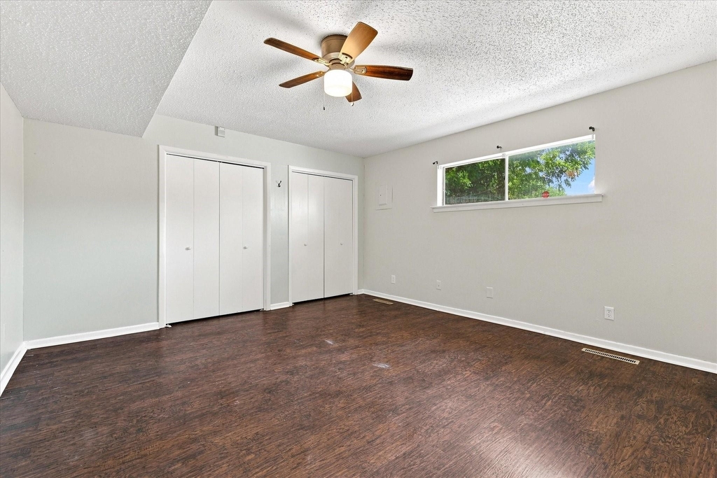 1900 Sutter Street - Photo 10