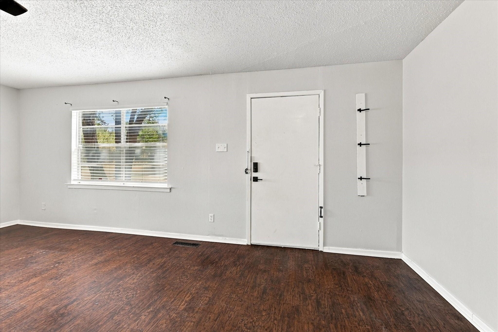 1900 Sutter Street - Photo 4