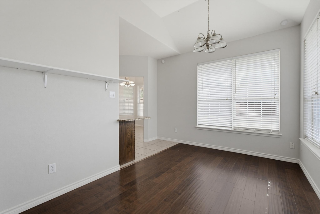 7017 Springwater Avenue - Photo 12