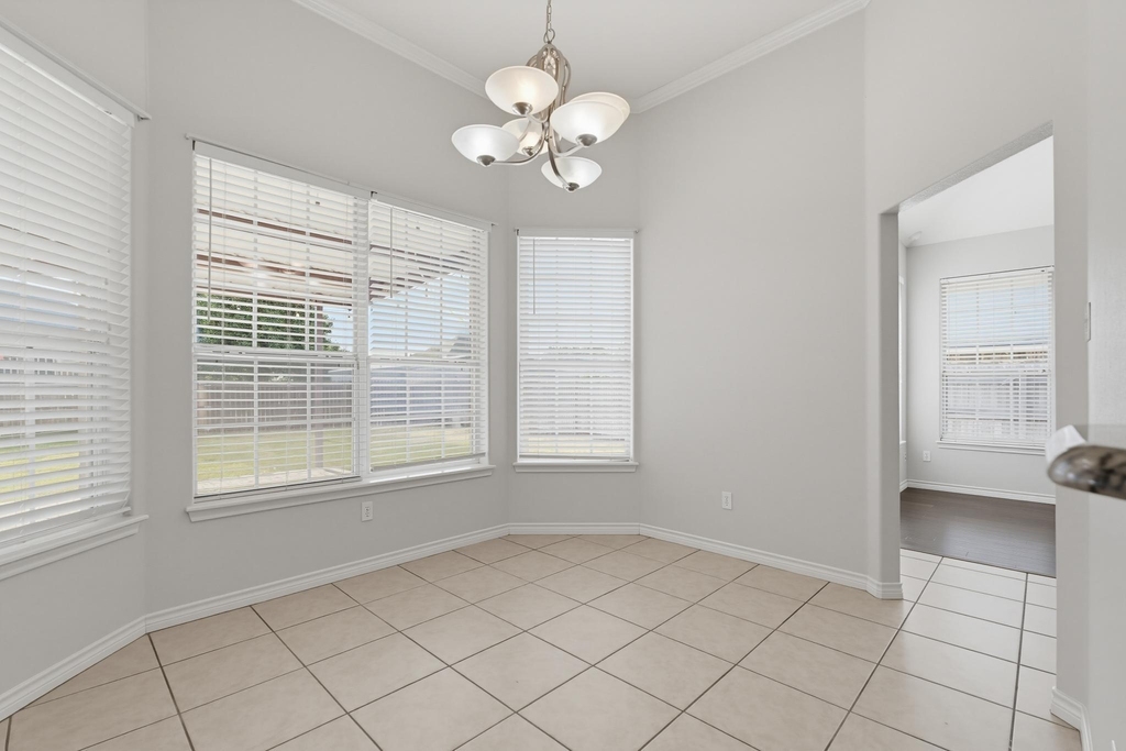 7017 Springwater Avenue - Photo 9