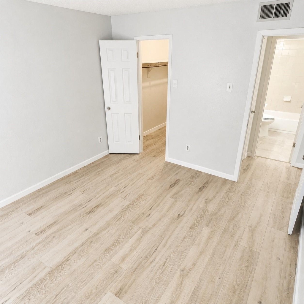 8110 Skillman Street - Photo 5