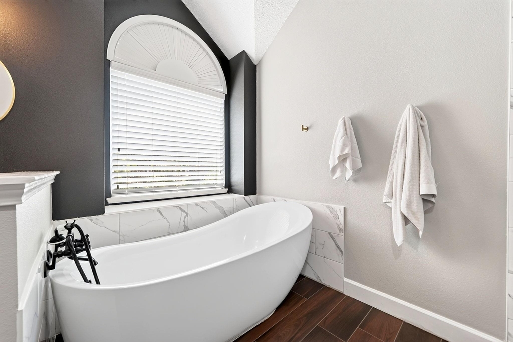 7309 Tremont Avenue - Photo 8