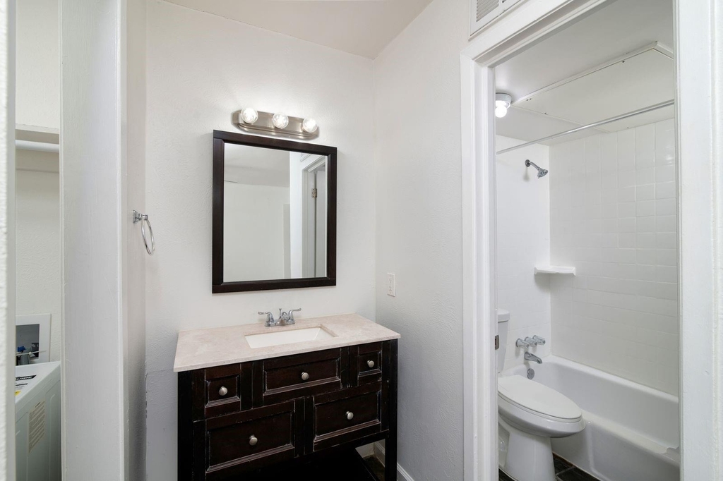 2808 Throckmorton Street - Photo 9