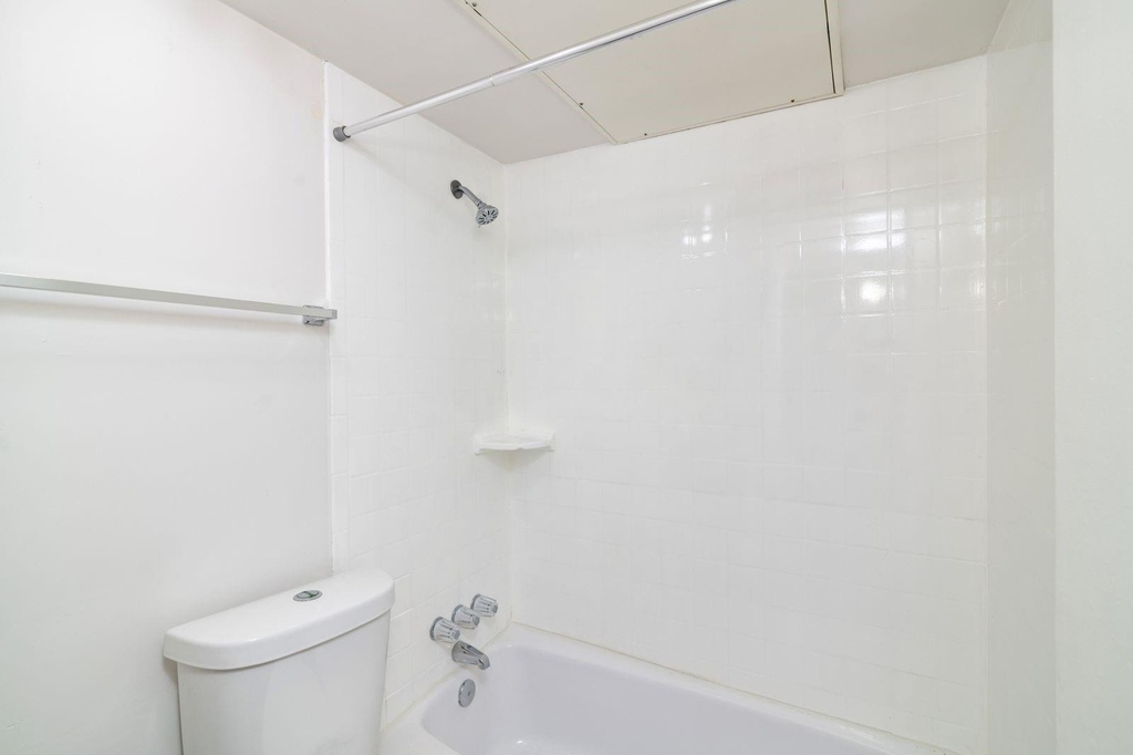 2808 Throckmorton Street - Photo 11