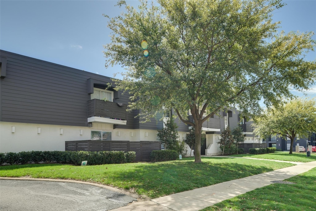 2808 Throckmorton Street - Photo 13