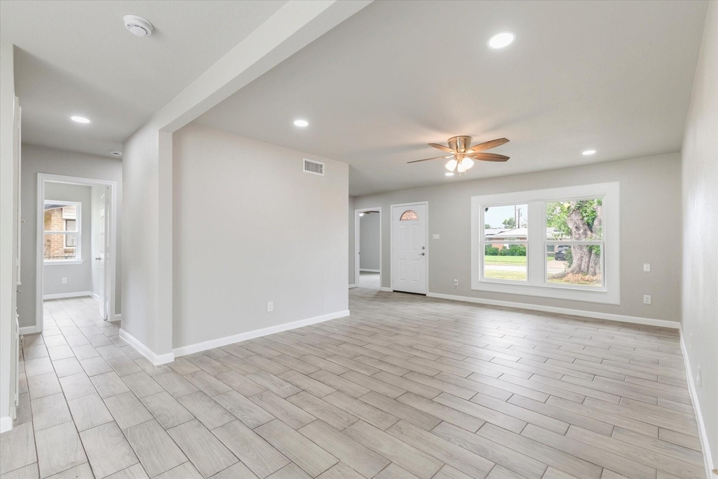 13634 Pyramid Drive - Photo 6