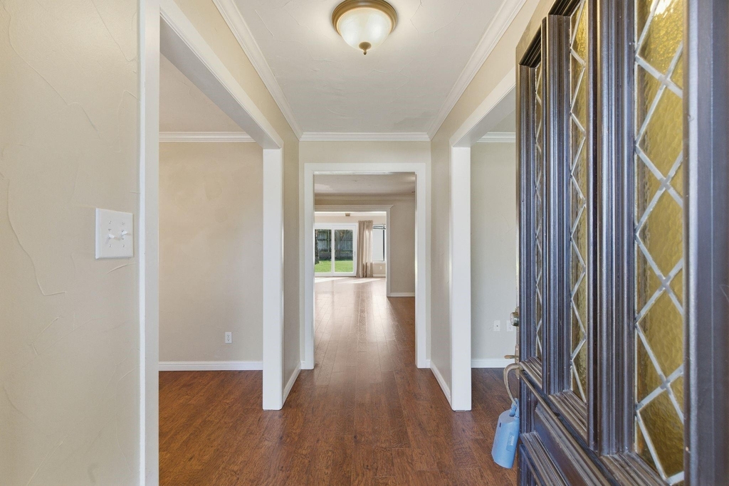 1760 Acorn Lane - Photo 5