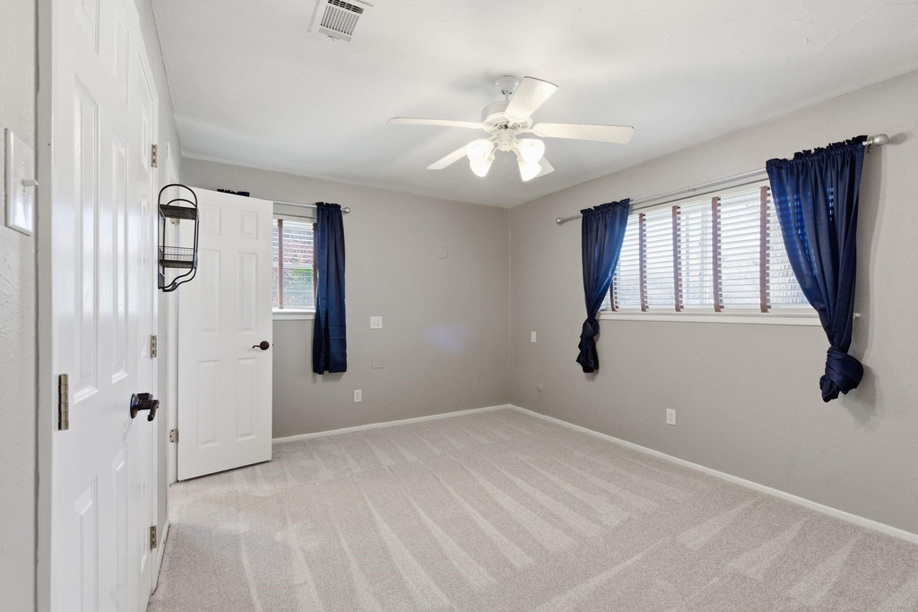 1760 Acorn Lane - Photo 25