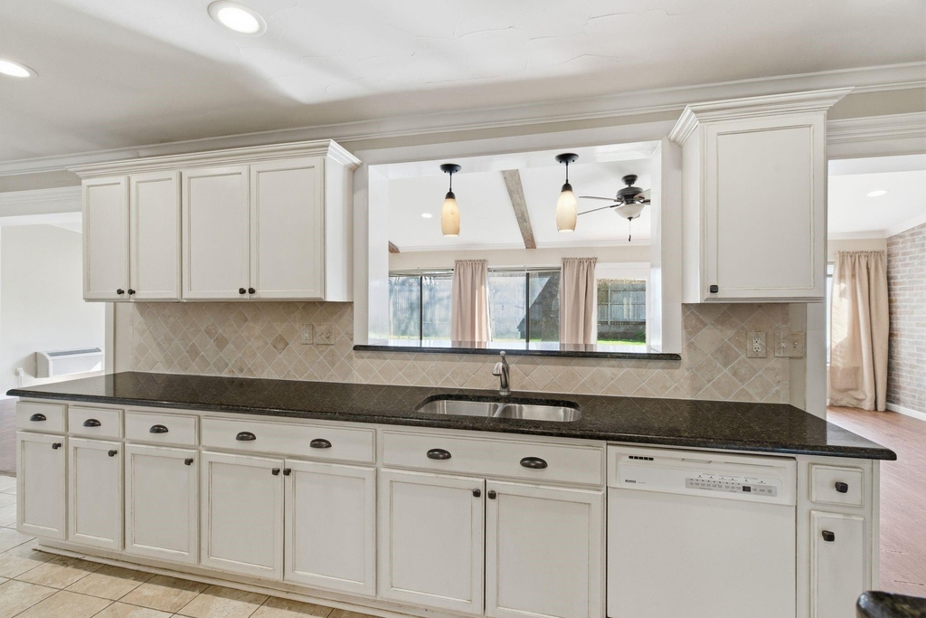 1760 Acorn Lane - Photo 9