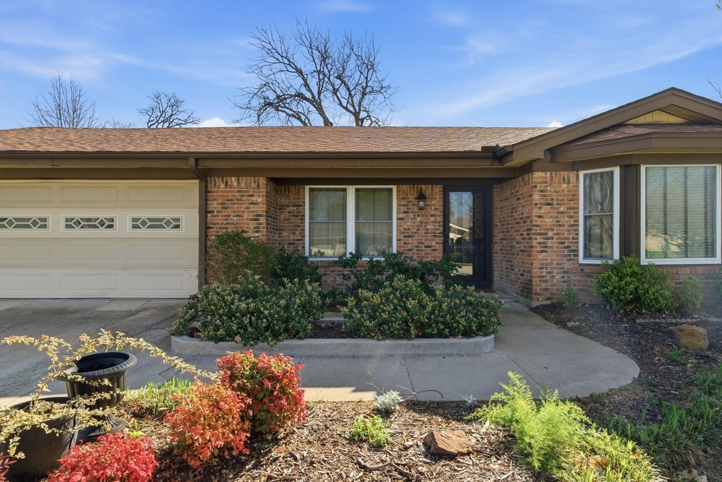 1760 Acorn Lane - Photo 4