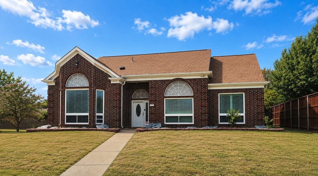 3713 Catalina Street - Photo 1