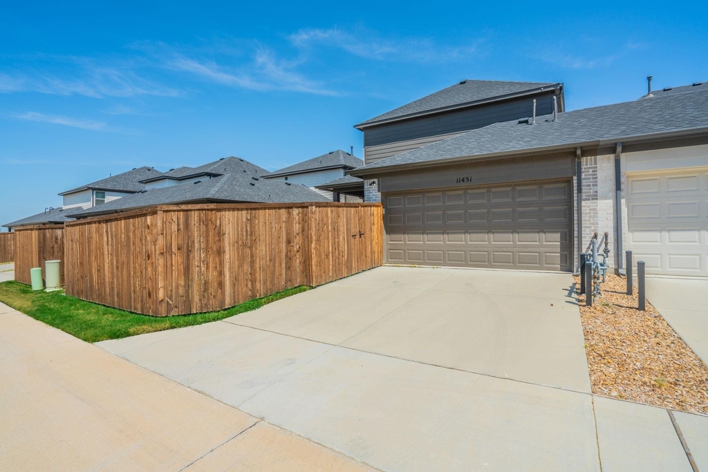 11451 Chepstow Crescent Court - Photo 24