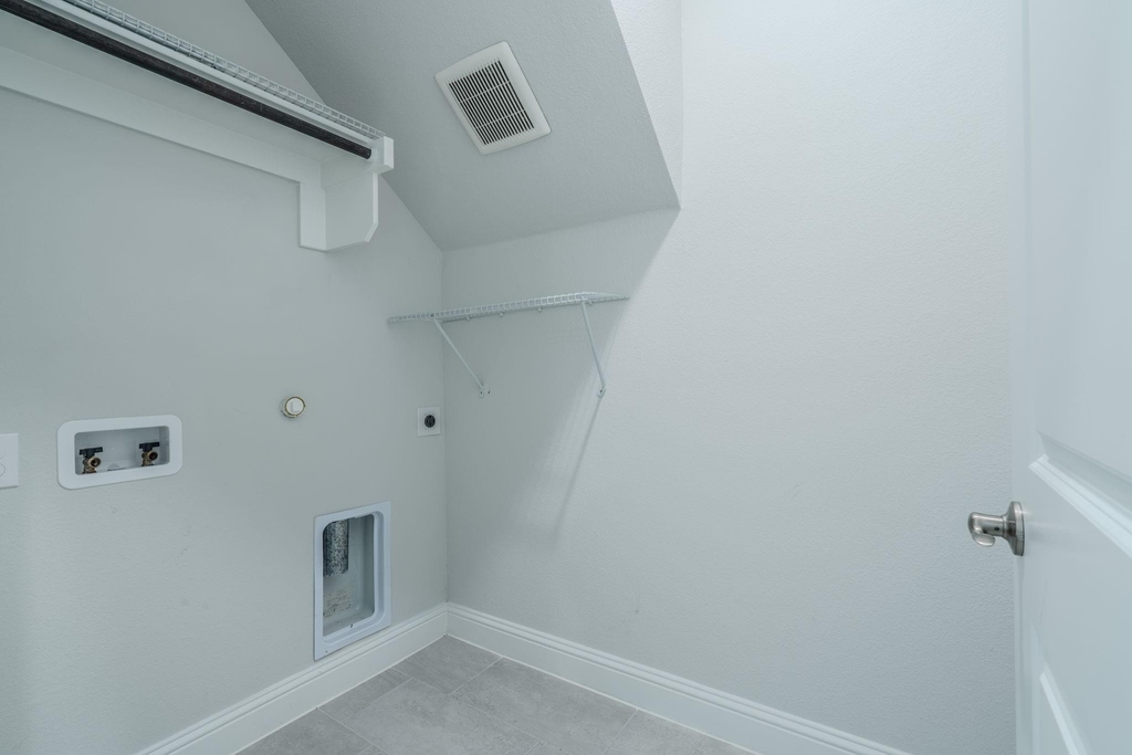 11451 Chepstow Crescent Court - Photo 9