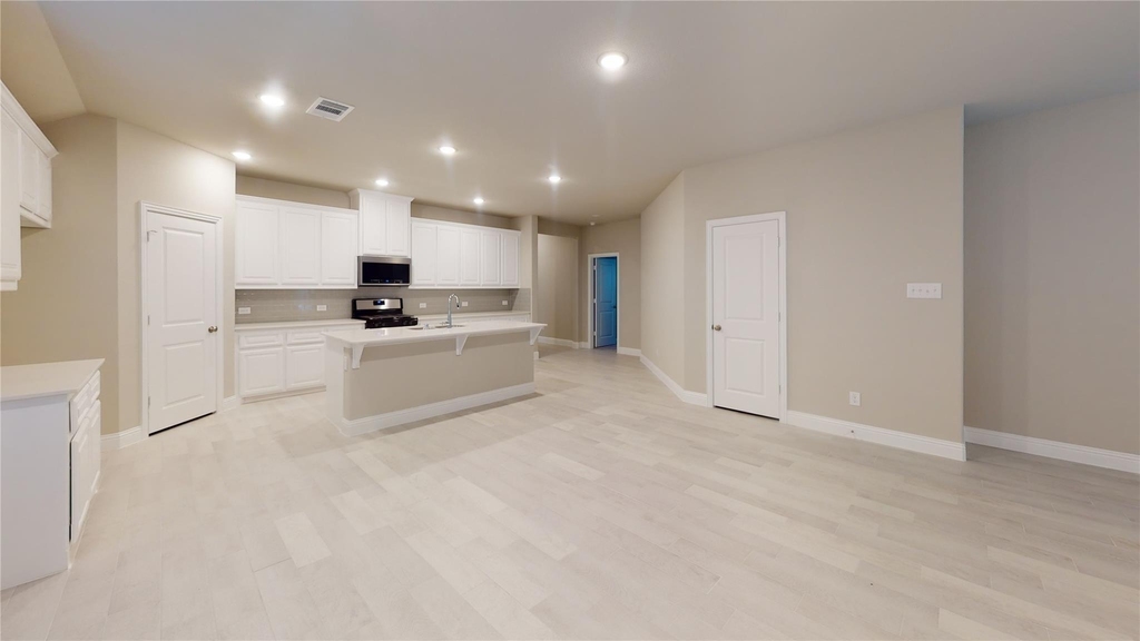 1420 Elizabeth Street - Photo 1