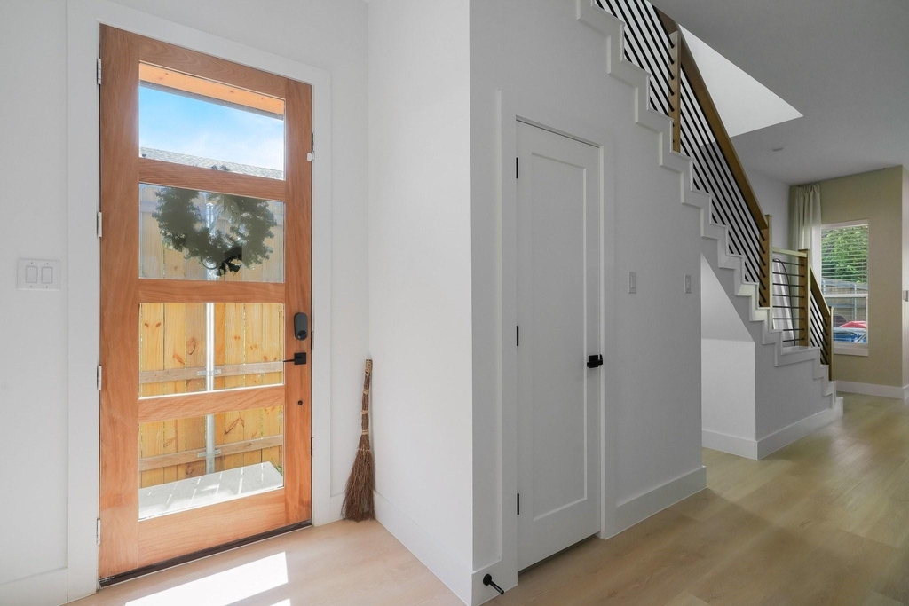 1908 Duluth Street - Photo 2