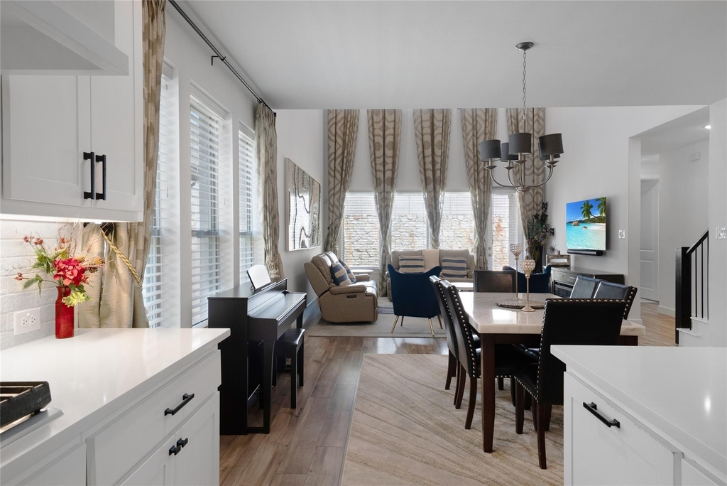 4828 Celestial Road - Photo 9