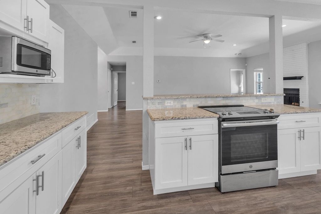 691 N Montana Court - Photo 8