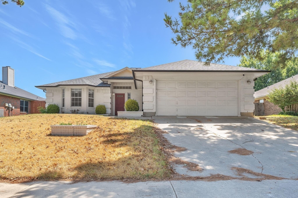 691 N Montana Court - Photo 1