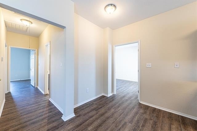 102 Collett Court - Photo 3