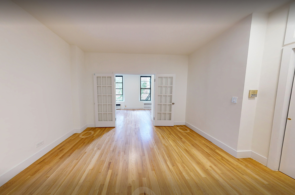 164 East 90th Street - Photo 1