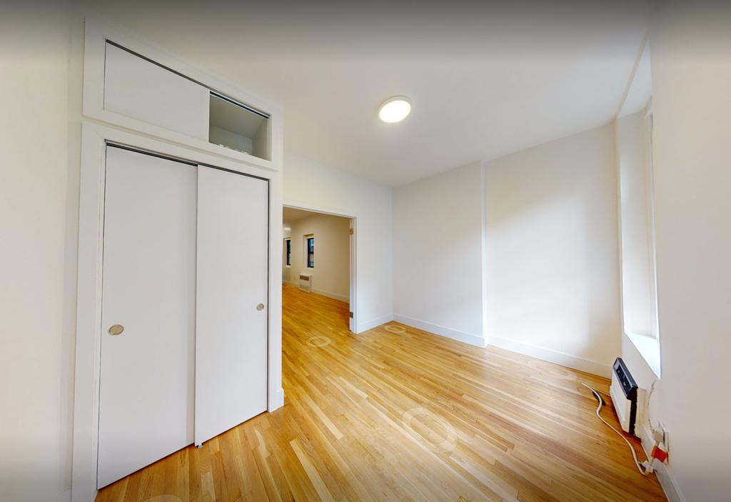 164 East 90th Street - Photo 4
