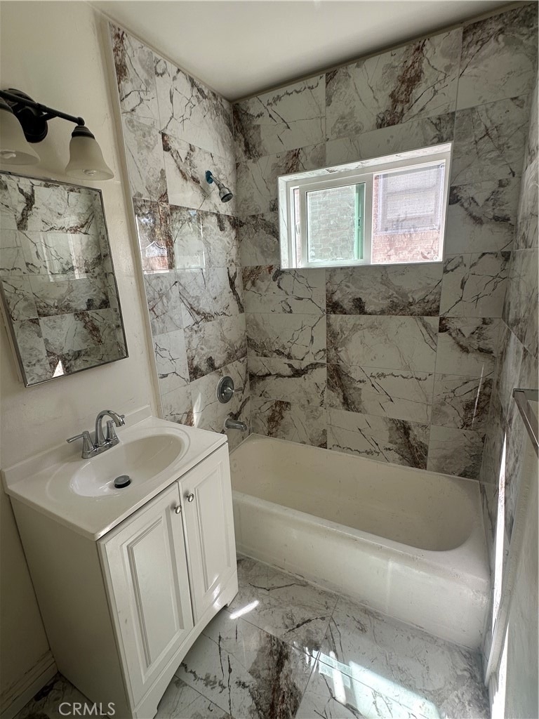 253 E Villa Street - Photo 5