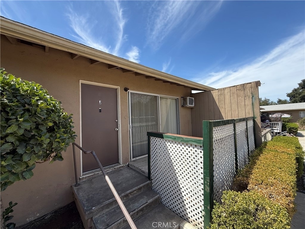 12784 California - Photo 2