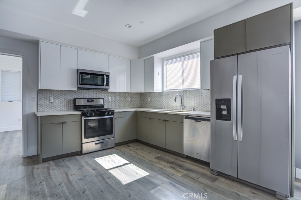 11637 1/2 Burbank Blvd - Photo 12