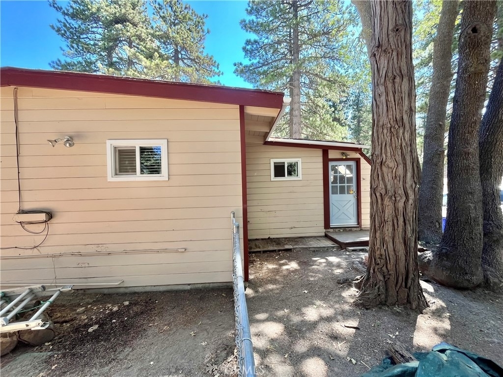 31527 Hilltop - Photo 2