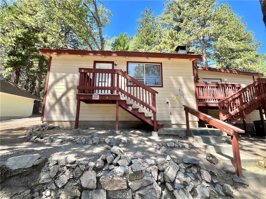31527 Hilltop - Photo 0